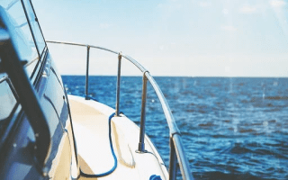 Yachtcharter in Sneek, een boot huren in de mooiste provincie